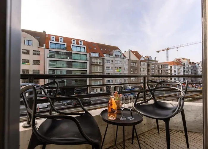 Huswell - Modern Apartment Near The Beach